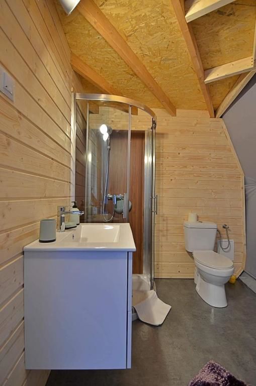 Люкс-шатры Slowly Glamping Osada Nad Wodą Лазы