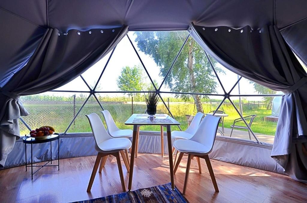 Люкс-шатры Slowly Glamping Osada Nad Wodą Лазы