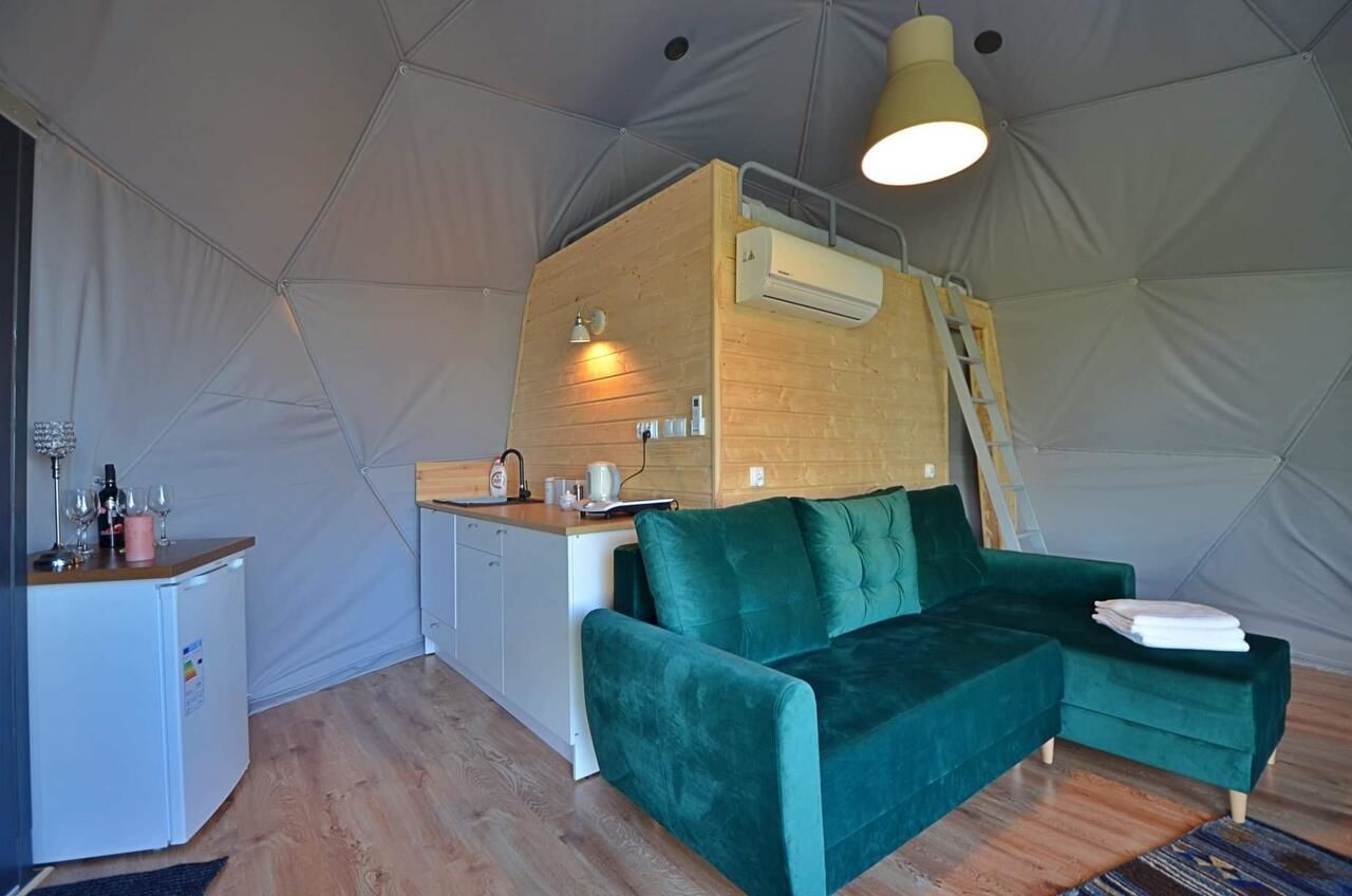 Люкс-шатры Slowly Glamping Osada Nad Wodą Лазы